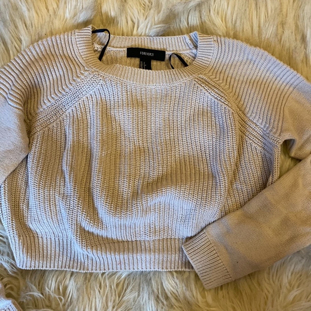 Forever 21 cream cropped knit long sleeve sweater